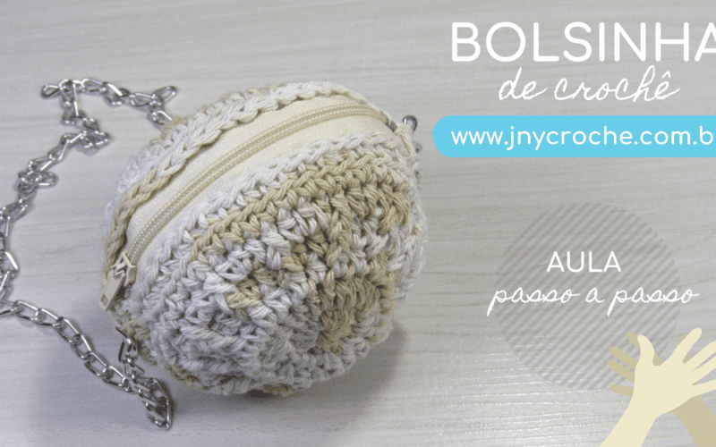 bolsinha redonda de praia de crochê