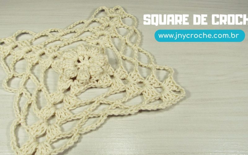 square de crochê quadradinho com flor
