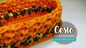 Cesto de crochê laranja com Fio de malha
