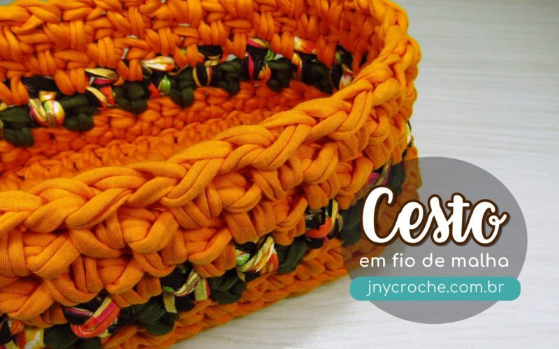 Cesto de crochê laranja com Fio de malha