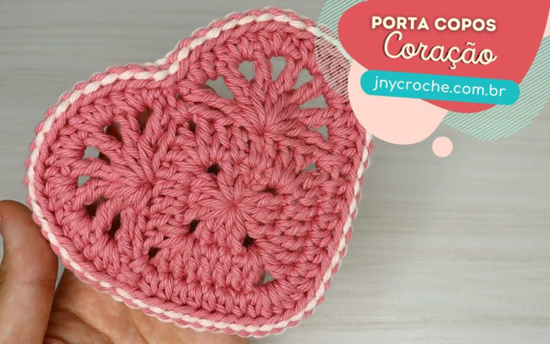 Porta copos de crochê coração