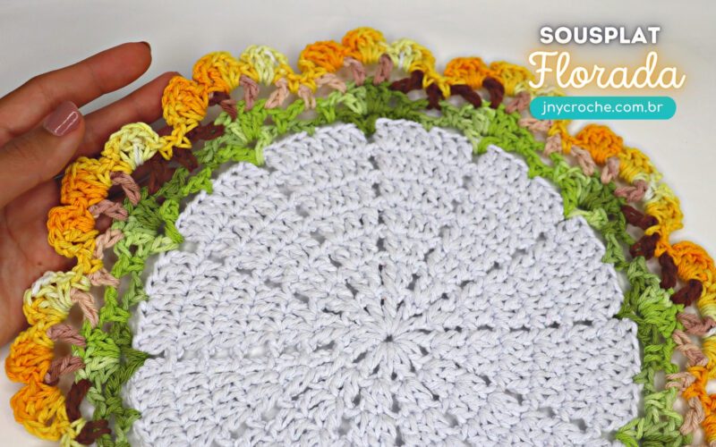 Sousplat de crochê Florada