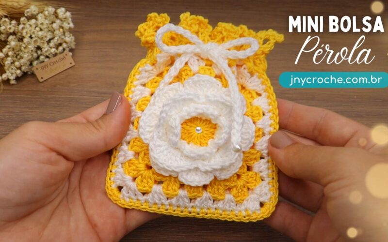 Mini Bolsa de crochê Pérola