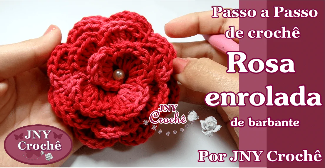 Rosa enrolada de crochê em barbante