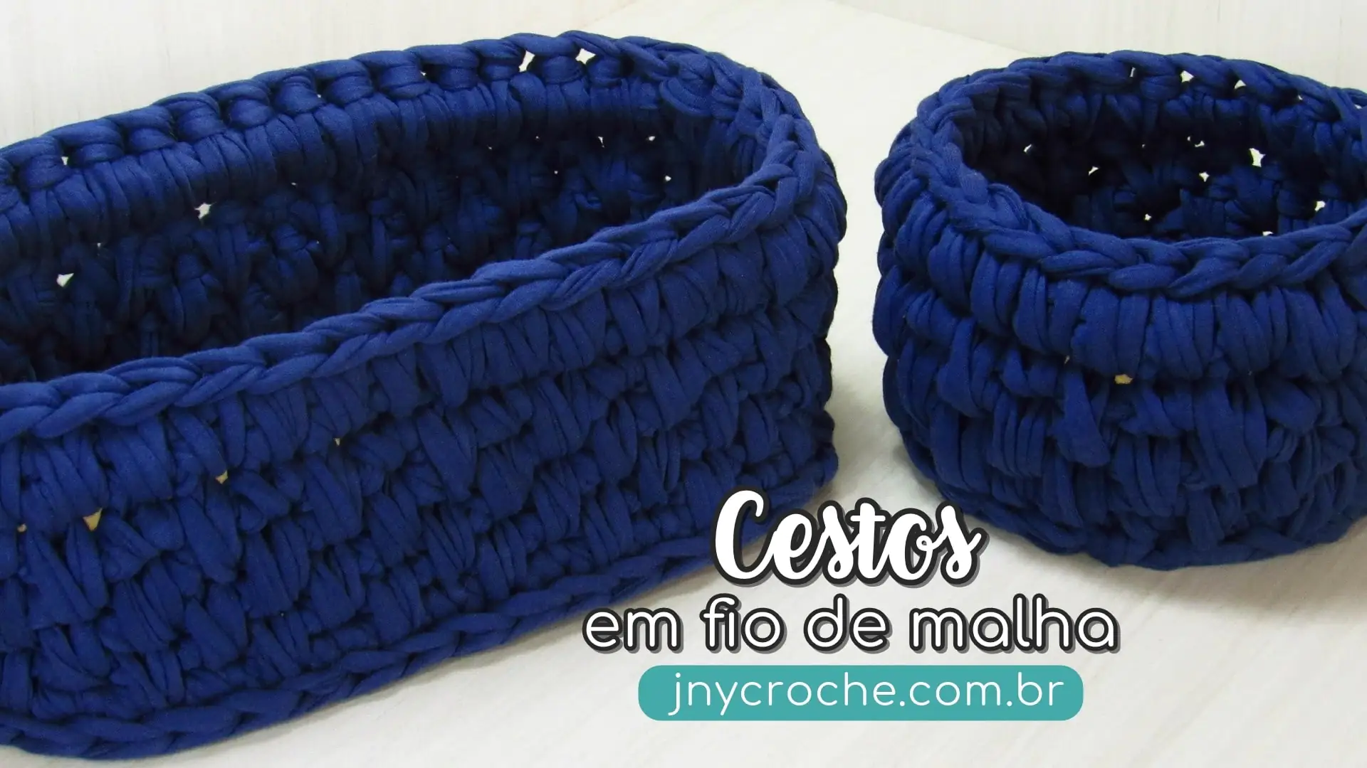 Cesto de crochê em fio de malha azul | CLUB