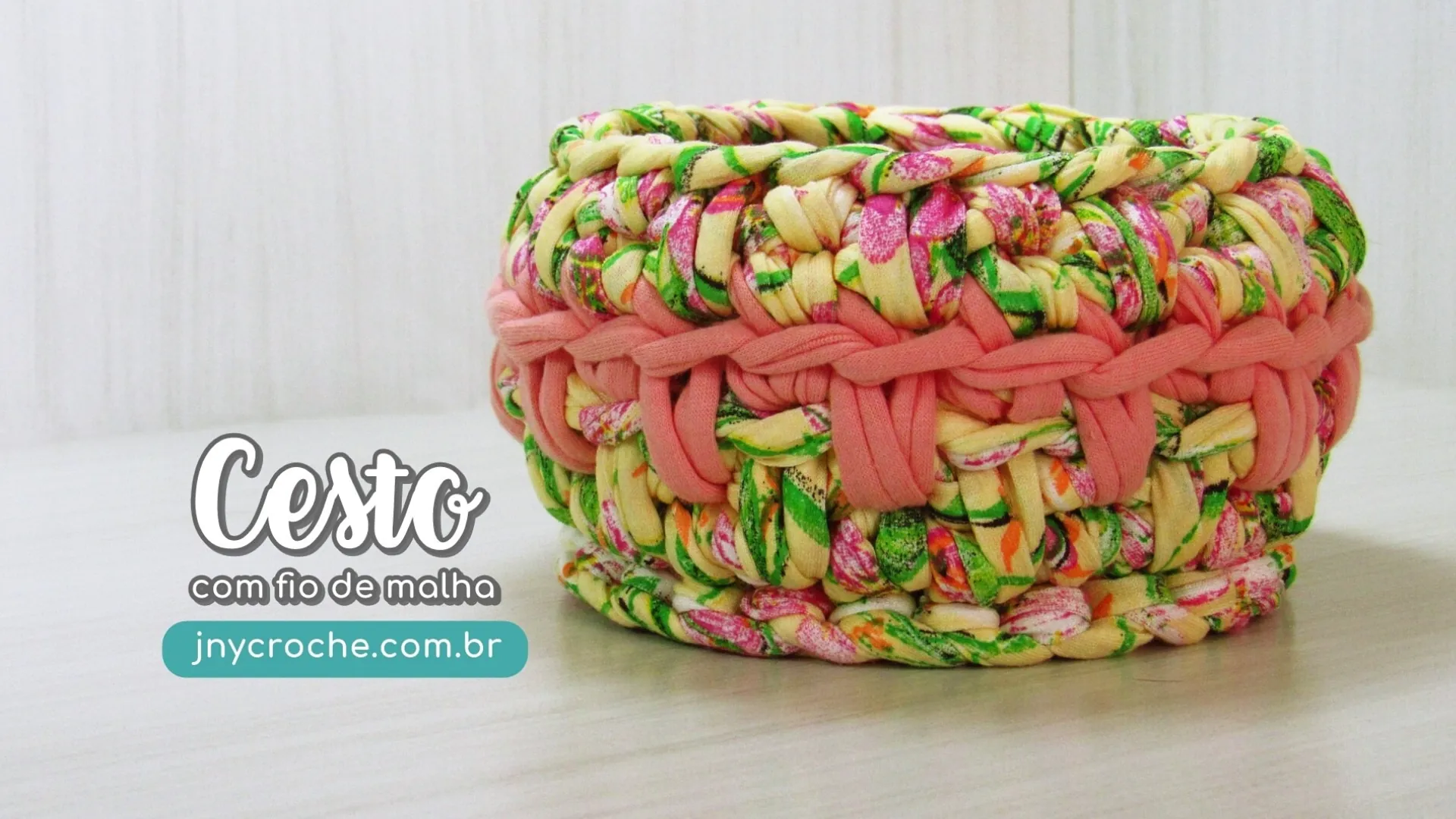 Cesto de crochê Floral em fio de malha | CLUB